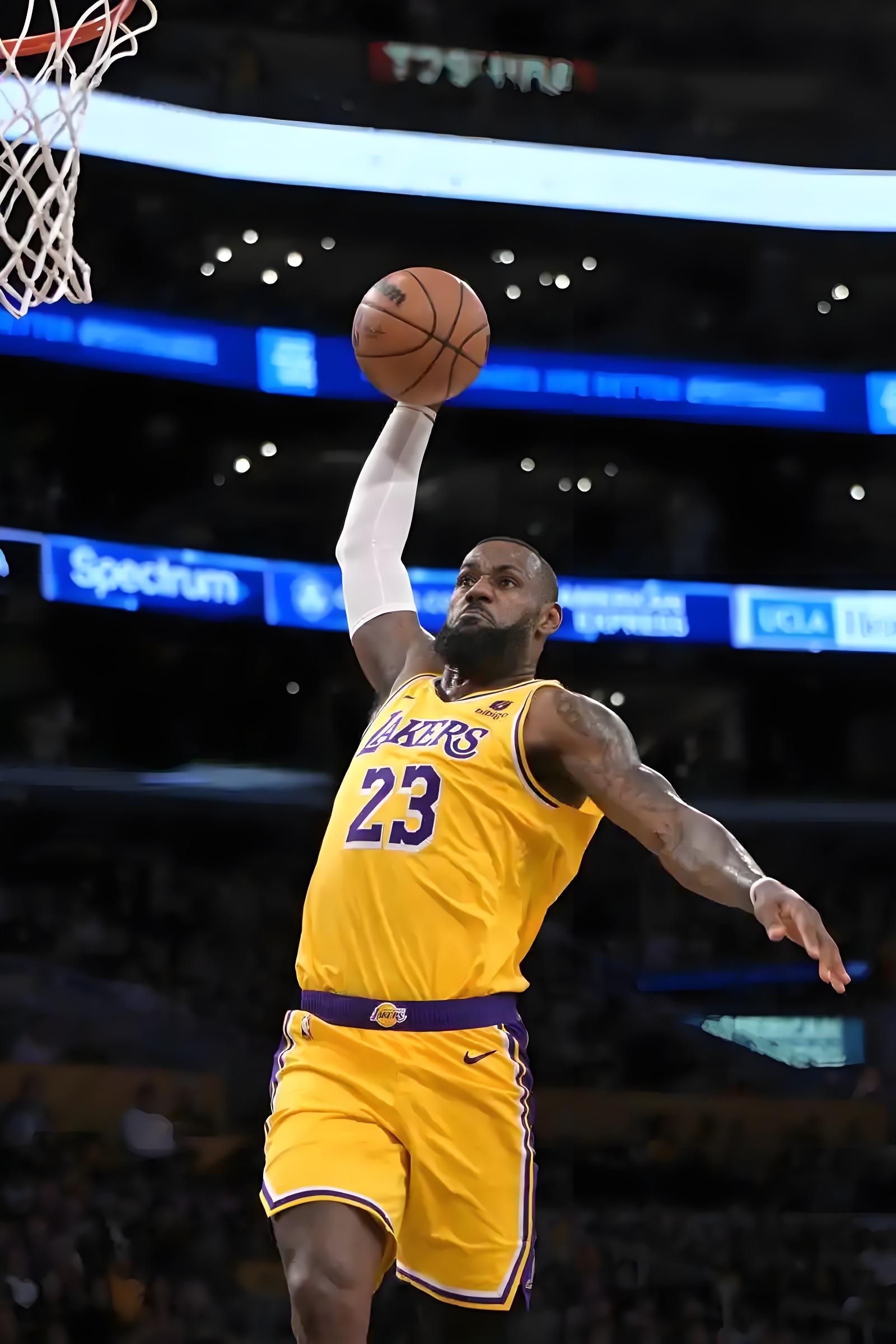赛地聚焦——NBA常规赛关键时刻热度飙升，广州队主帅复盘，压力陡增，训练强度明显提升的简单介绍-九游会在线登录