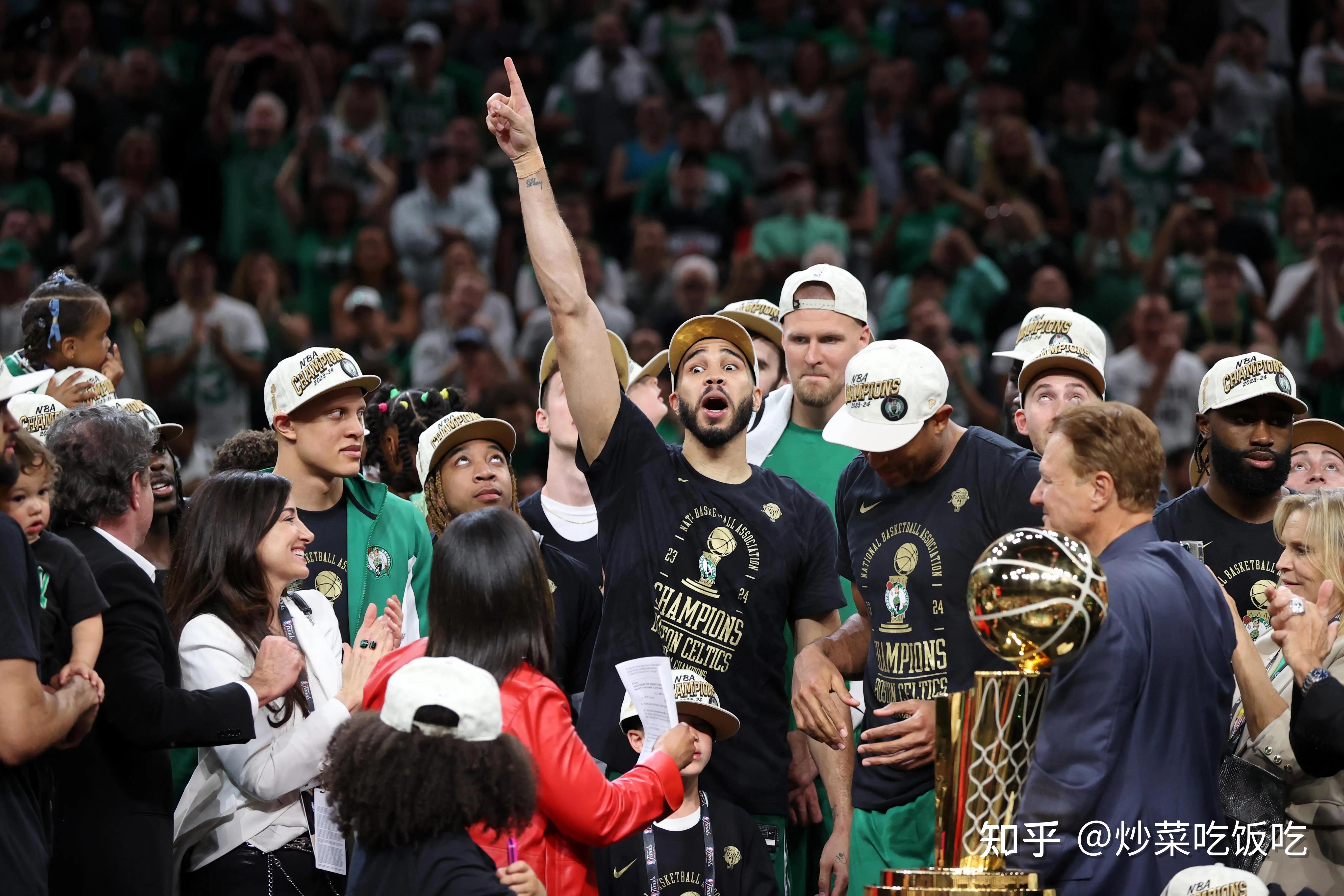 赛地聚焦——NBA常规赛关键时刻热度飙升,广州队主帅复盘,压力陡增,训练强度明显提升的简单介绍 赛地聚焦——NBA常规赛关键时刻热度飙升,广州队主帅复盘,压力陡增,训练强度明显提升的简单介绍