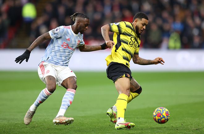 社区盾倒计时；曼联今夜状态回暖；细节引发关注；更衣室稳定；数据趋势出现新变化的简单介绍