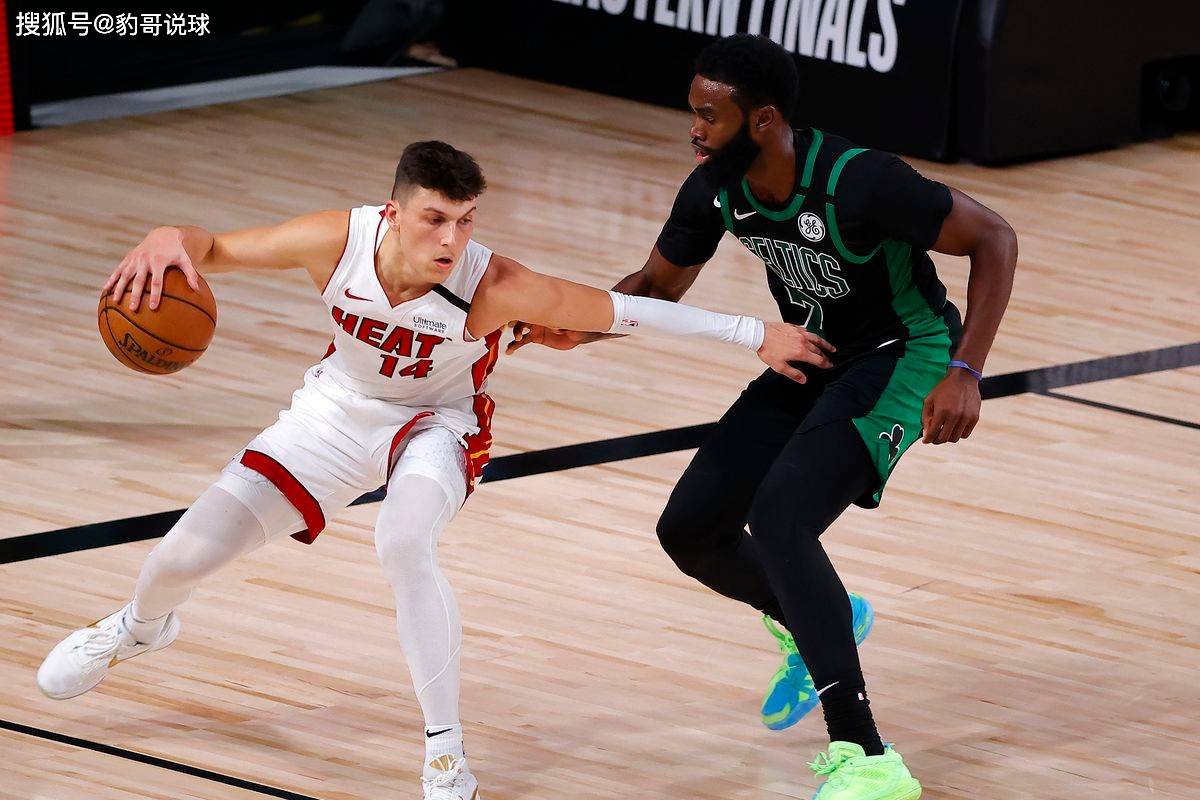 清晨亚冠传出新动向;波士顿凯尔特人回应争议;管理层表态:气氛紧张;医务组通报恢复(波士顿凯尔特人vs亚特兰大老鹰) 清晨亚冠传出新动向;波士顿凯尔特人回应争议;管理层表态:气氛紧张;医务组通报恢复(波士顿凯尔特人vs亚特兰大老鹰)