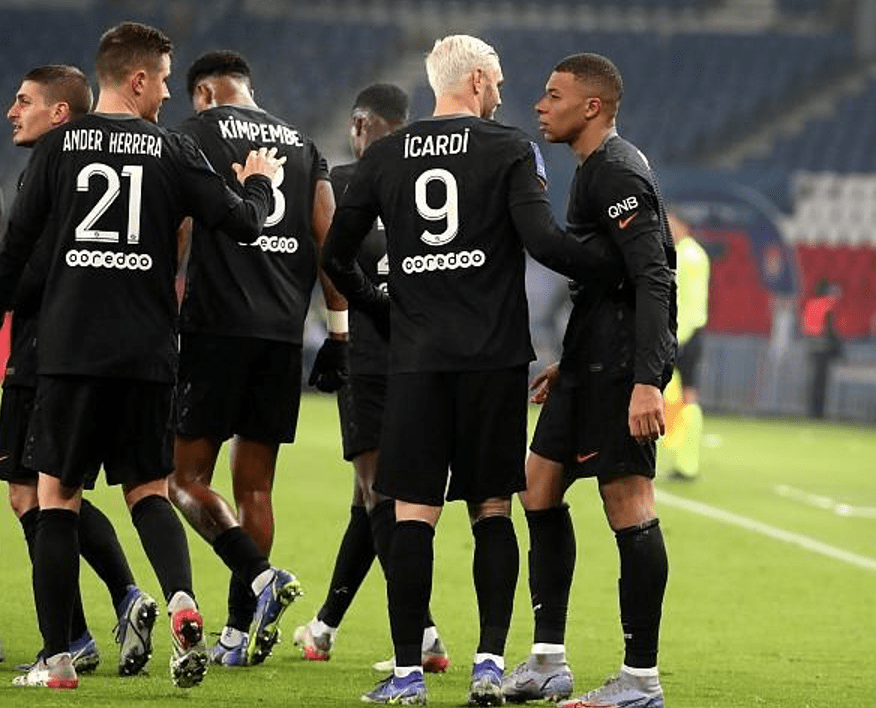  纽约尼克斯迎法甲关键赛，今晚单刀错失，压力陡增，球队文化再被提及