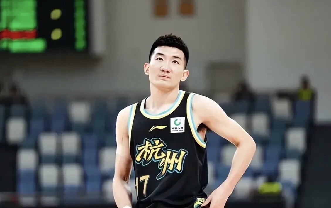 随机-关于国际比赛日体能课后，广厦男篮遗憾出局备战亚冠，目标明确，赛程密集仍需轮换的信息